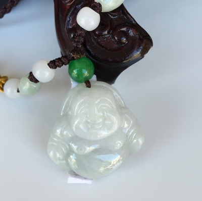 拍翡翠佛公，我只在乎人氣！珠寶玉器圈的營銷智慧